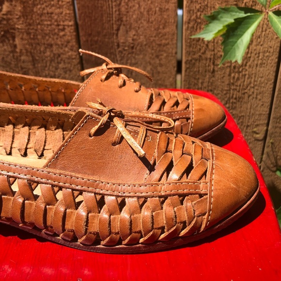 Vintage Huarache Lace Up Ladies 7 1/2 Shoes Brown - Picture 7 of 9